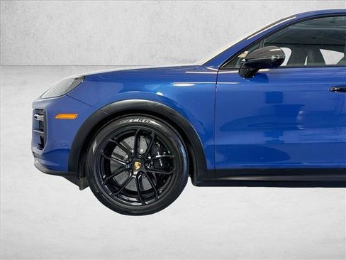 Certified 2024 Porsche Cayenne Turbo GT AWD/4WD image 27