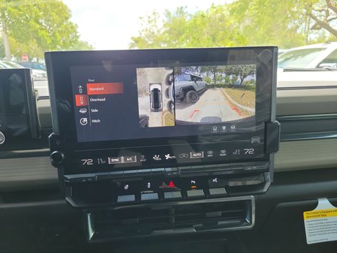 New 2026 GMC Hummer EV SUV AWD/4WD image 12