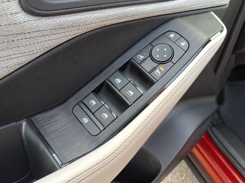 Certified 2023 Nissan Rogue SV image 18