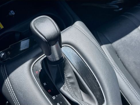 Used 2024 Honda HR-V EX-L image 15