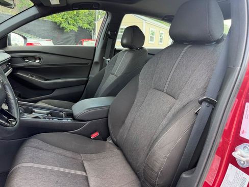 Used 2023 Honda Accord Sport image 11