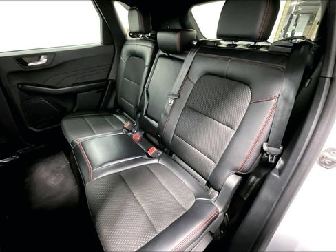 Used 2025 Ford Escape ST-Line AWD/4WD image 30