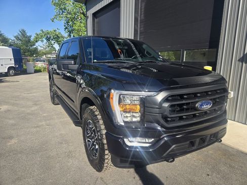 Used 2021 Ford F150 XLT w/ Equipment Group 302A High image 5