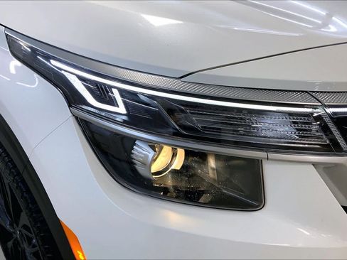 Used 2023 Kia Seltos Nightfall Edition AWD/4WD image 27