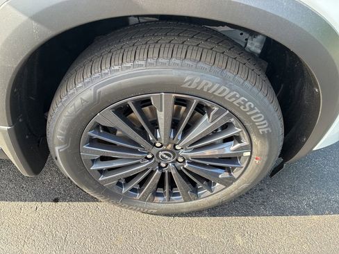 New 2026 Nissan Pathfinder SL AWD/4WD image 9