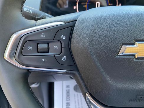 Used 2025 Chevrolet Trax LT w/ Driver Confidence Package image 53