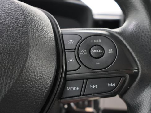 Used 2024 Toyota Corolla LE FWD image 14