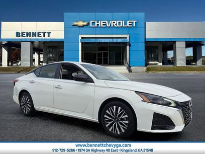 Used 2025 Nissan Altima 2.5 SV