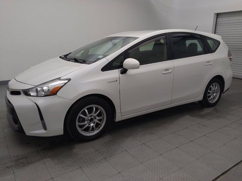 Used 2015 Toyota Prius V Two image 2