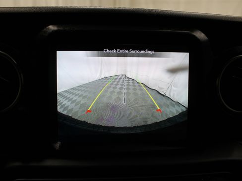 Used 2021 Jeep Wrangler Unlimited Sahara image 15