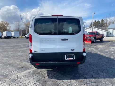 Used 2024 Ford Transit 250 Low Roof AWD w/ Exterior Upgrade Package image 5