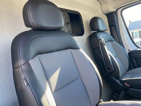 New 2026 RAM ProMaster 2500 w/ Convenience Group FWD image 27