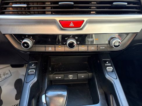 Used 2021 Kia Telluride S image 22