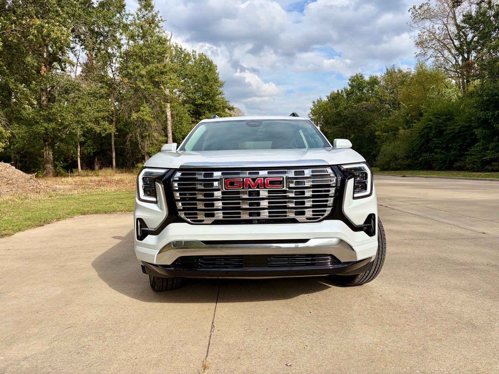New 2027 GMC Terrain Denali w/ LPO, Floor Liner Package AWD/4WD image 13
