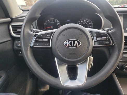 Used 2020 Kia Optima LX image 18