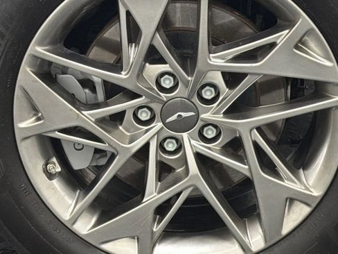 Used 2025 Genesis GV70 2.5T image 5