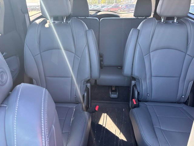 Used 2023 Buick Enclave Essence w/ Experience Buick Package AWD/4WD image 37