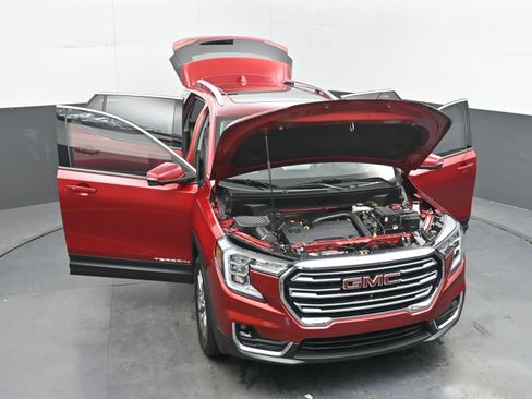 Used 2023 GMC Terrain SLT w/ Tech Package FWD image 41