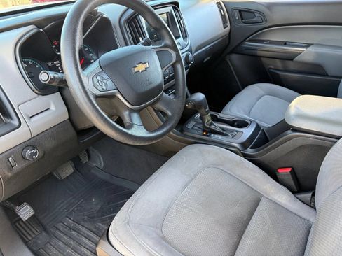Used 2019 Chevrolet Colorado W/T w/ WT Convenience Package RWD image 19