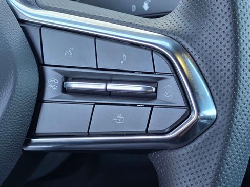 New 2026 Chevrolet Equinox EV LT w/ LPO, Blackout Package image 31