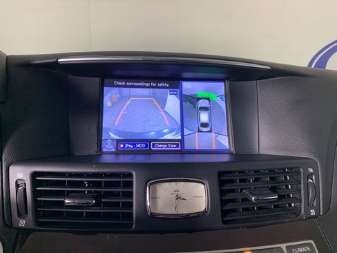 Used 2015 INFINITI Q70 3.7 image 26