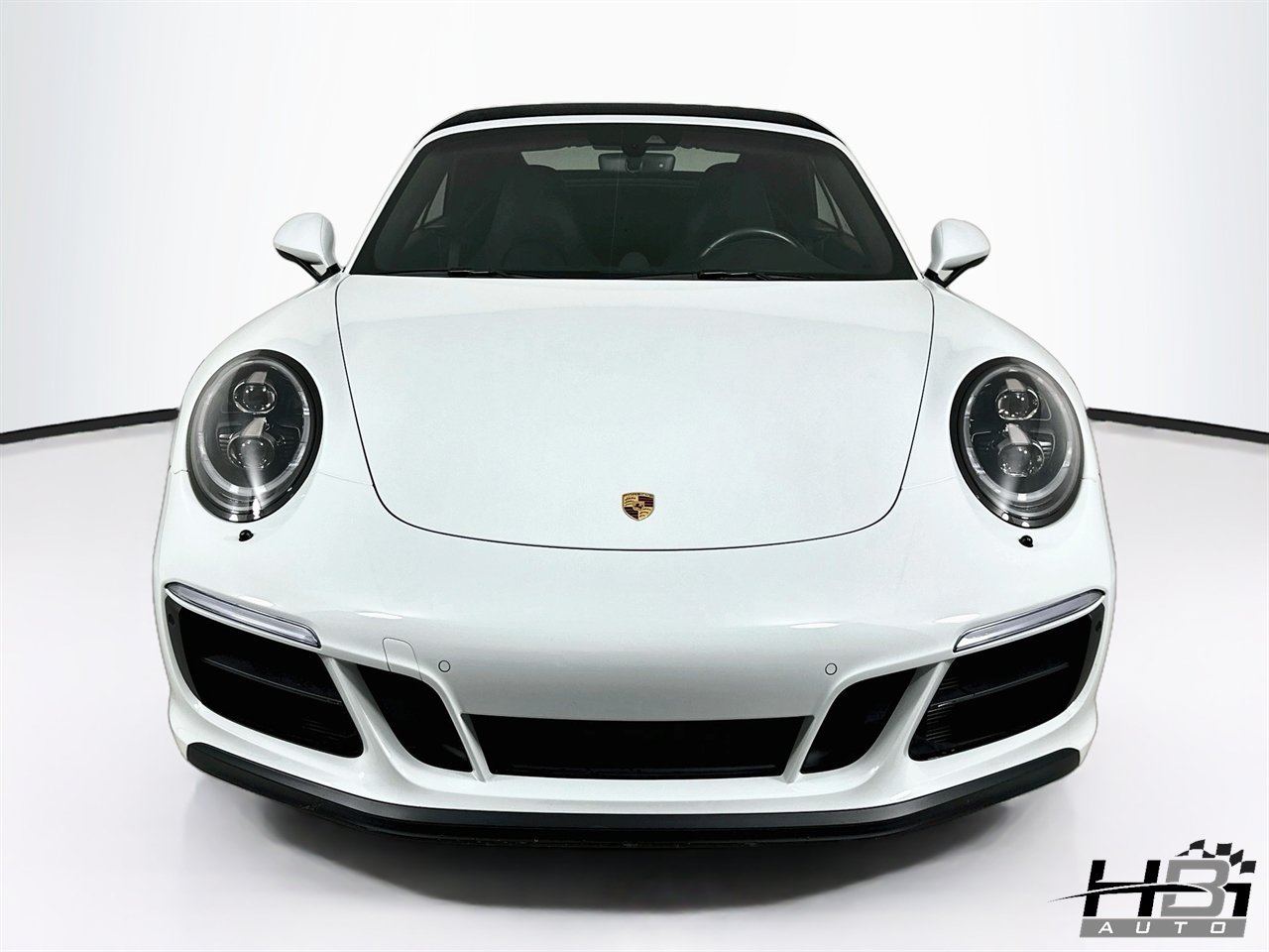 Used 2018 Porsche 911 Carrera GTS RWD image 2