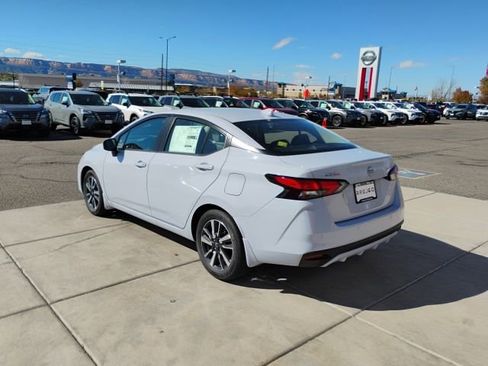 New 2025 Nissan Versa SV w/ Trunk Package FWD image 7