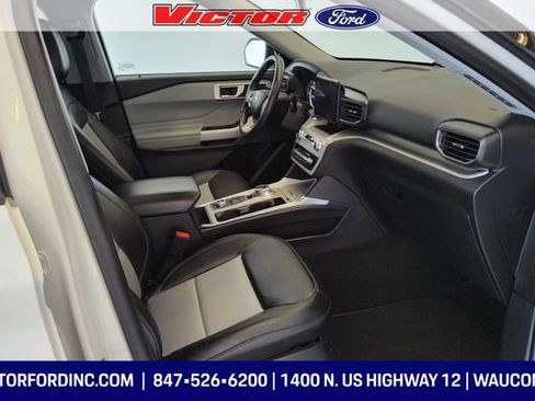 Used 2024 Ford Explorer XLT w/ Equipment Group 202A AWD/4WD image 13