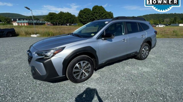 Used 2023 Subaru Outback Premium AWD/4WD image 4