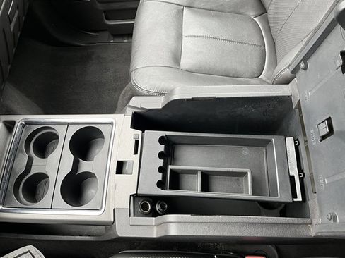 Used 2011 Ford F250 Lariat w/ Lariat Interior Pkg image 27