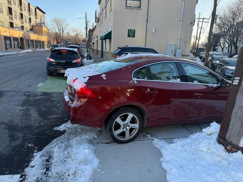 Used 2012 Volvo S60 T5 image 5