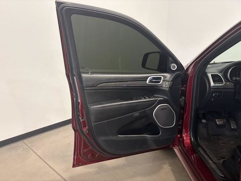 Used 2018 Jeep Grand Cherokee Trackhawk AWD/4WD image 7