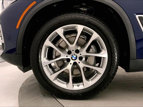 Used 2020 BMW X5 xDrive40i w/ Premium Package AWD/4WD image 8