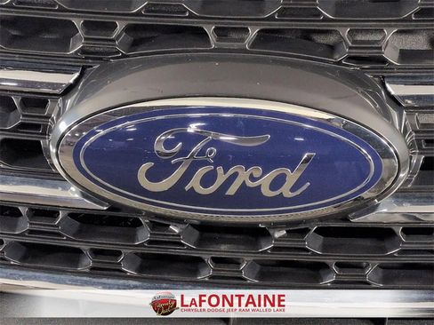 Used 2023 Ford Explorer XLT w/ Equipment Group 202A image 9