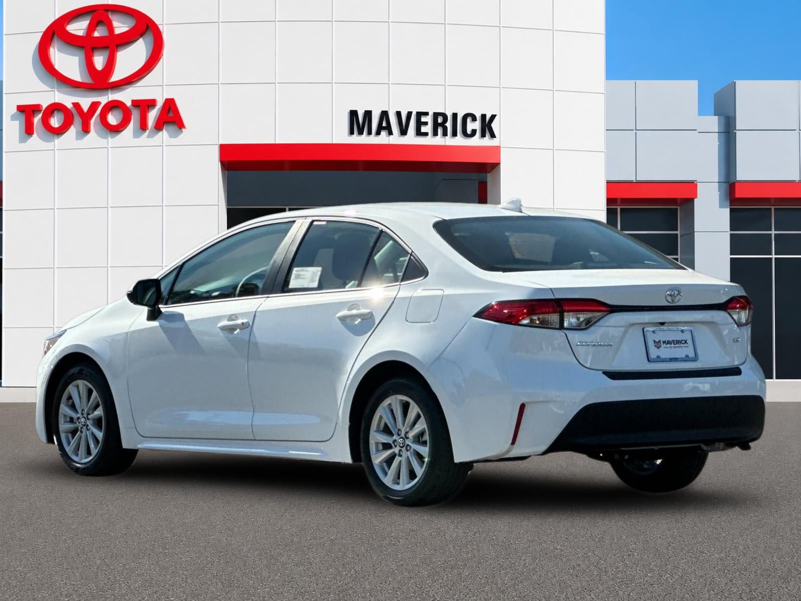 New 2027 Toyota Corolla LE FWD image 3