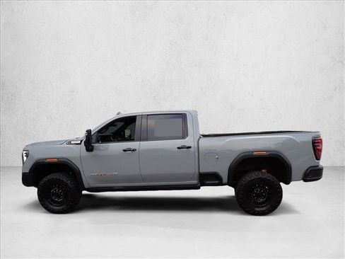Used 2025 GMC Sierra 2500 AT4X w/ AT4X AEV Edition AWD/4WD image 2
