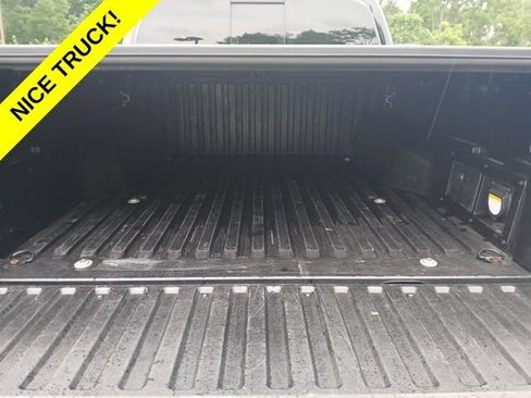 Used 2022 Toyota Tacoma TRD Sport w/ TRD Premium Sport Package AWD/4WD image 10