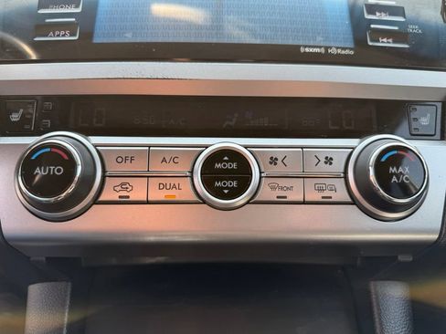 Used 2015 Subaru Outback 2.5i Limited AWD/4WD image 34