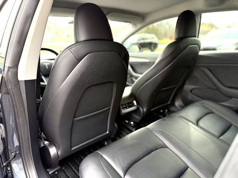Used 2022 Tesla Model 3 Performance image 20