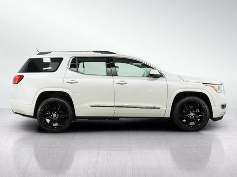 Used 2019 GMC Acadia Denali AWD/4WD image 6