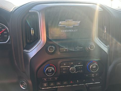 Used 2020 Chevrolet Silverado 2500 LTZ w/ LTZ Premium Package AWD/4WD image 29