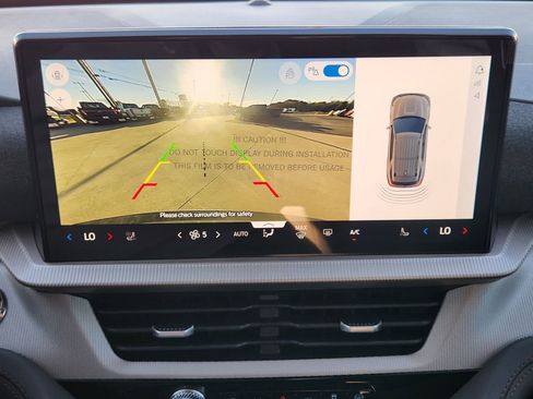 New 2026 Ford Explorer Active w/ Active Comfort Package image 18