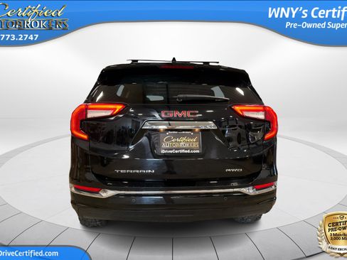 Used 2023 GMC Terrain Denali w/ Black Diamond Edition AWD/4WD image 8