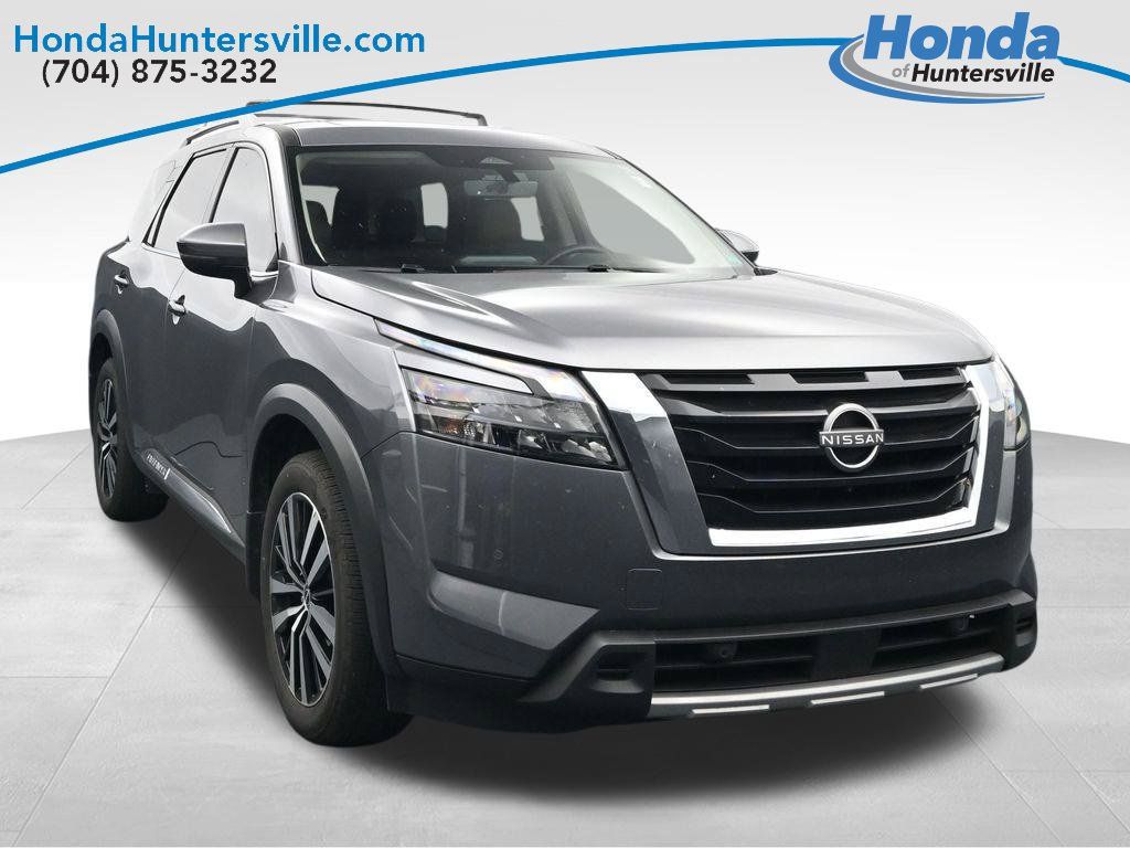 Used 2025 Nissan Pathfinder Platinum AWD/4WD 360° Tour