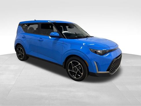 Used 2025 Kia Soul EX FWD image 5