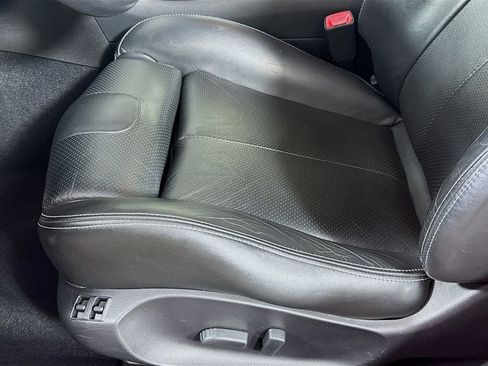 Used 2012 INFINITI G37 Journey w/ Premium Pkg image 24