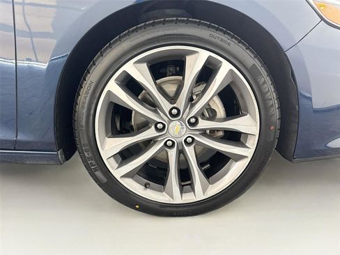 Used 2022 Chevrolet Malibu LT image 31