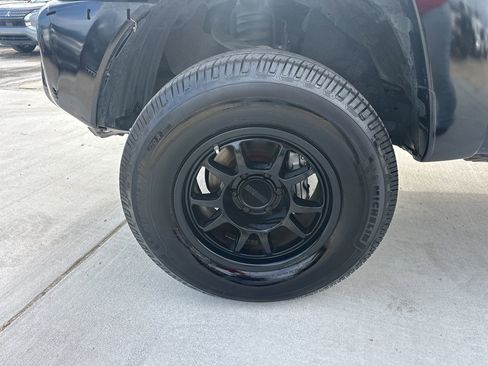 Used 2013 Toyota Tacoma 4x4 Double Cab w/ TRD Off-Road Pkg image 7