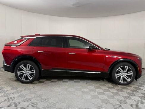 Certified 2024 Cadillac Lyriq Tech w/ Driver Assist Package AWD/4WD image 10