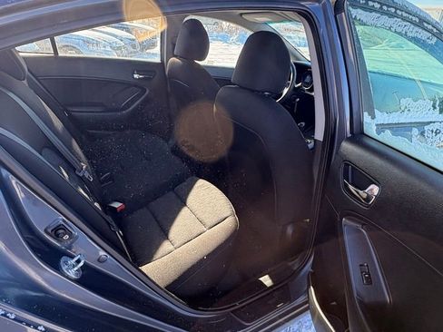 Used 2016 Kia Forte LX image 14
